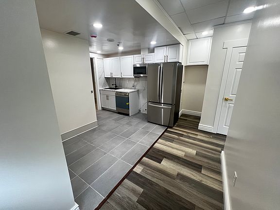 2nd image of 1111 14th St NW #708