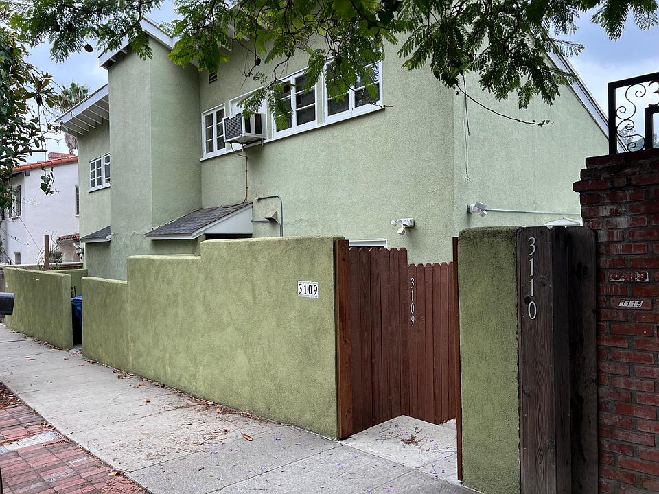 1st image of 3109 Hollycrest Dr