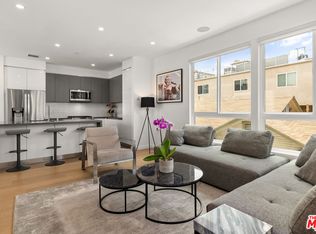 1228 N Sycamore Ave, Los Angeles, CA 90038