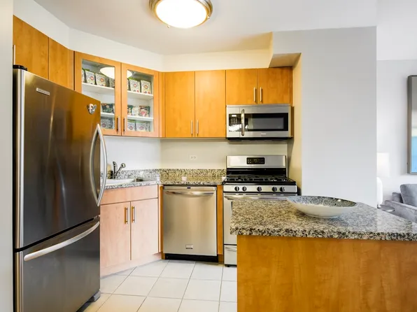 776 Sixth Avenue image 1 of 40