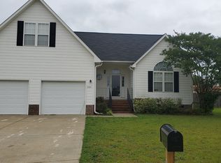5841 Conservation Ct, Fayetteville, NC 28314