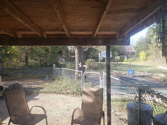 2nd image of 6608 Northeast Dr