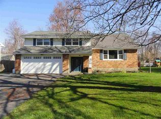 43 Crestwood Dr, Schenectady, NY 12306