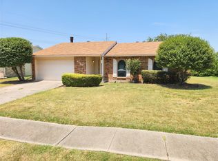5400 Ragan Dr, The Colony, TX 75056