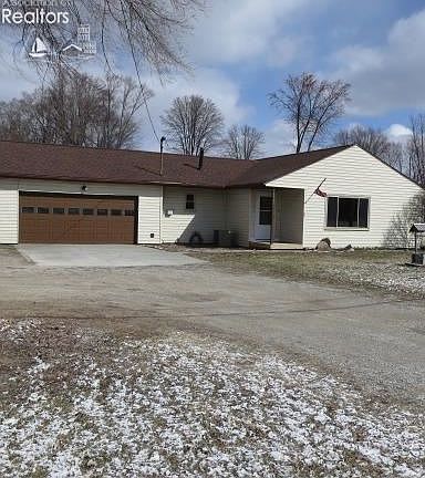 2nd image of 2220 E McPherson Hwy