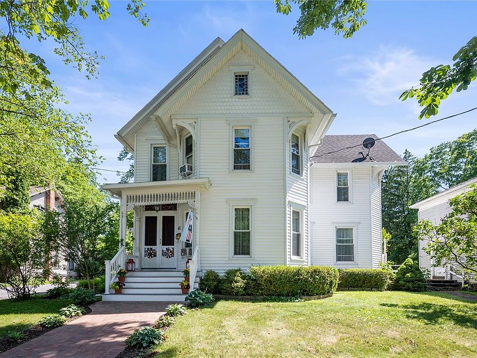 1st image of 45 College St