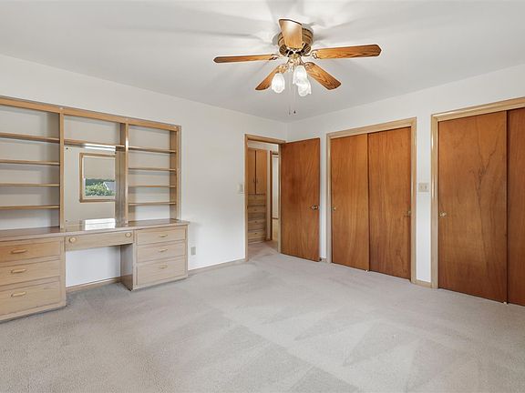 4th image of 705 N 11th St