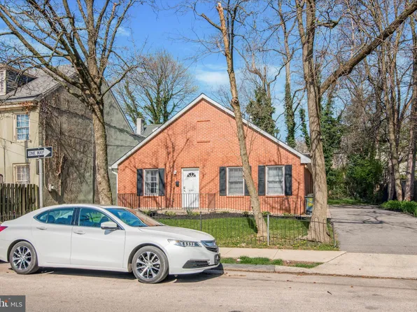 137 W Queen Ln, Philadelphia, PA 19144
