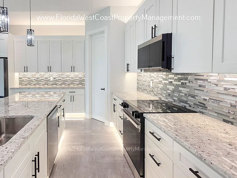 9225 Raes Creek Pl — Photo 4