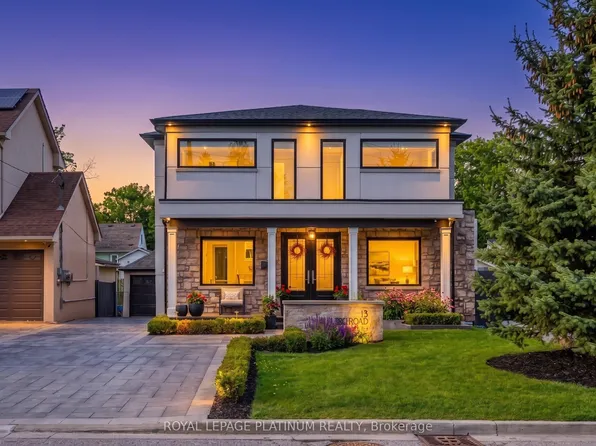13 Arch Rd, Mississauga, ON L5M 1M4