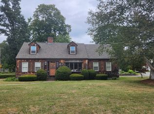 23 Marshall Rd, Fitchburg, MA 01420