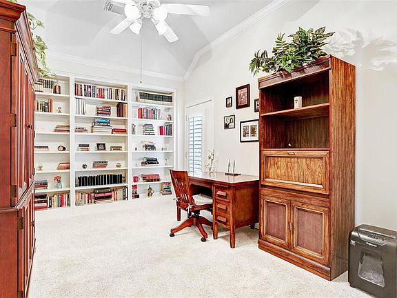 5th image of 3214 Laureumont Ln