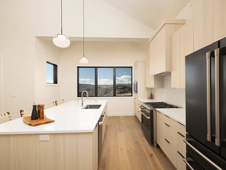 1285 Lasso Trl — Photo 7