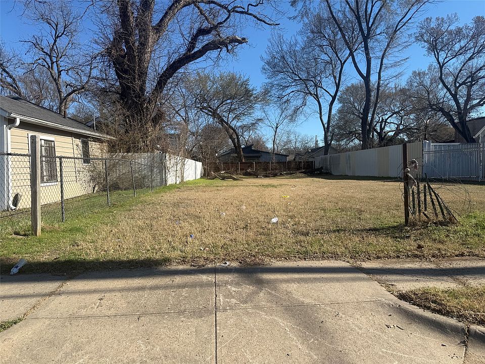 1st image of 3926 Sidney St