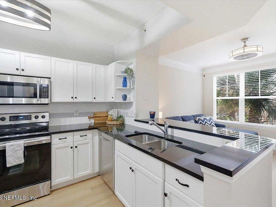 1st image of 10435 MIDTOWN Parkway #350