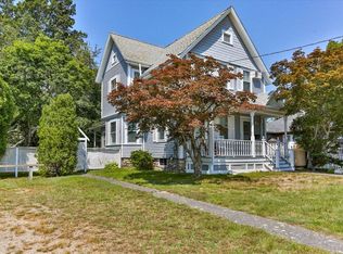 261 Ocean St, Hyannis, MA 02601