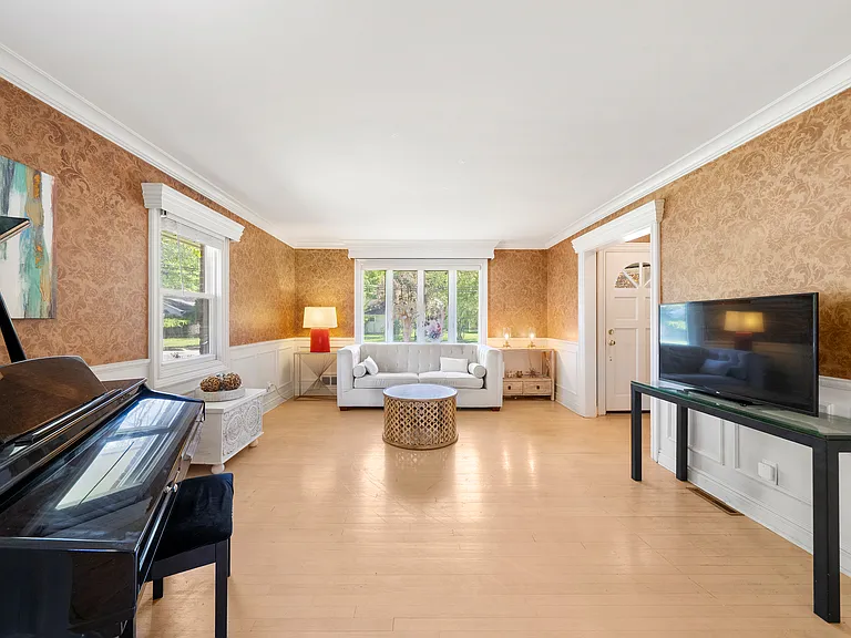 38 Carlson Ct — Photo 19