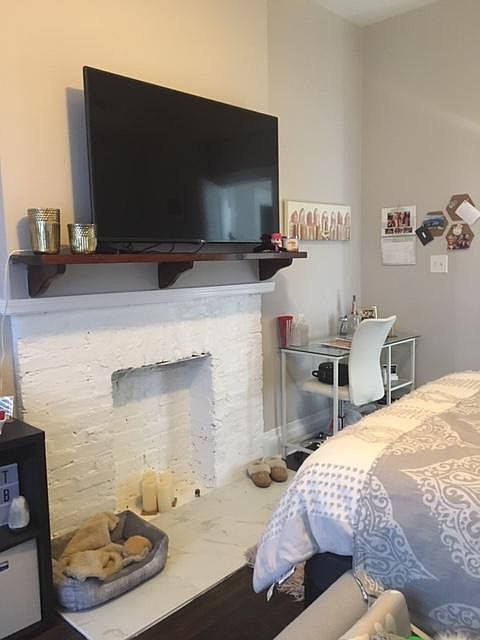 1st image of 3142 N Kenmore Ave APT 1F