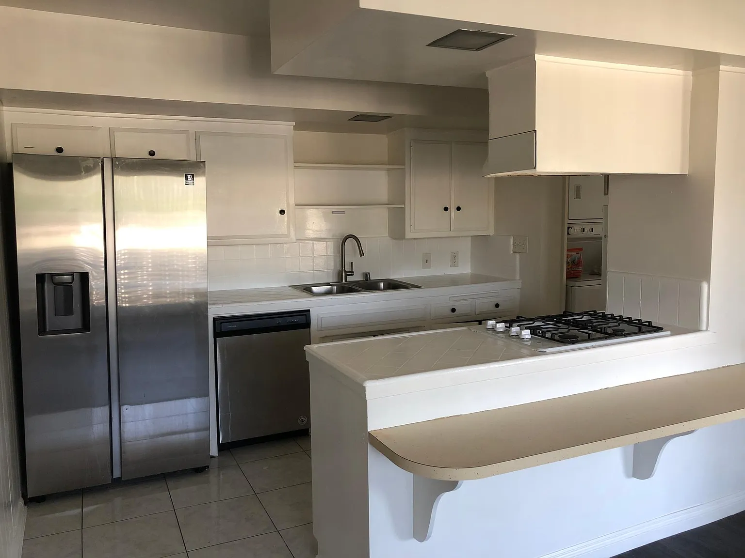 2 bed, 1250 sqft, $3,595 — Photo 2