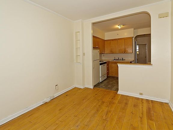 2nd image of 1648 E 55th St