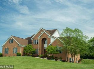 12707 Ailanthus Dr, Hagerstown, MD 21742