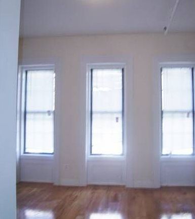 Bedroom V2