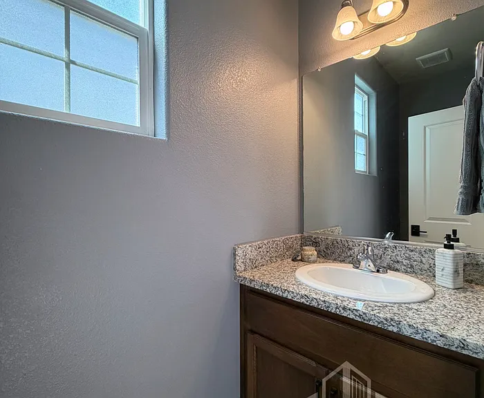 189 Hickory St — Photo 11