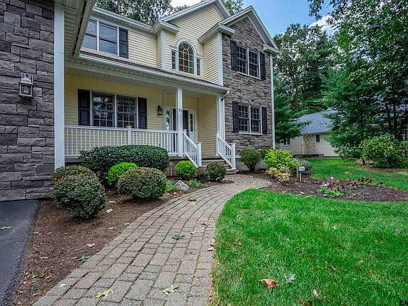 2nd image of 71 Deer Run Holw