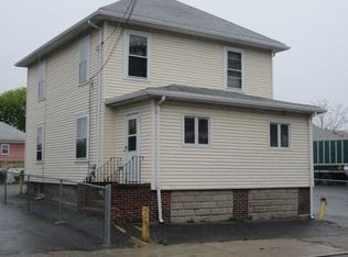 73 Hadwin St, Central Falls, RI 02863