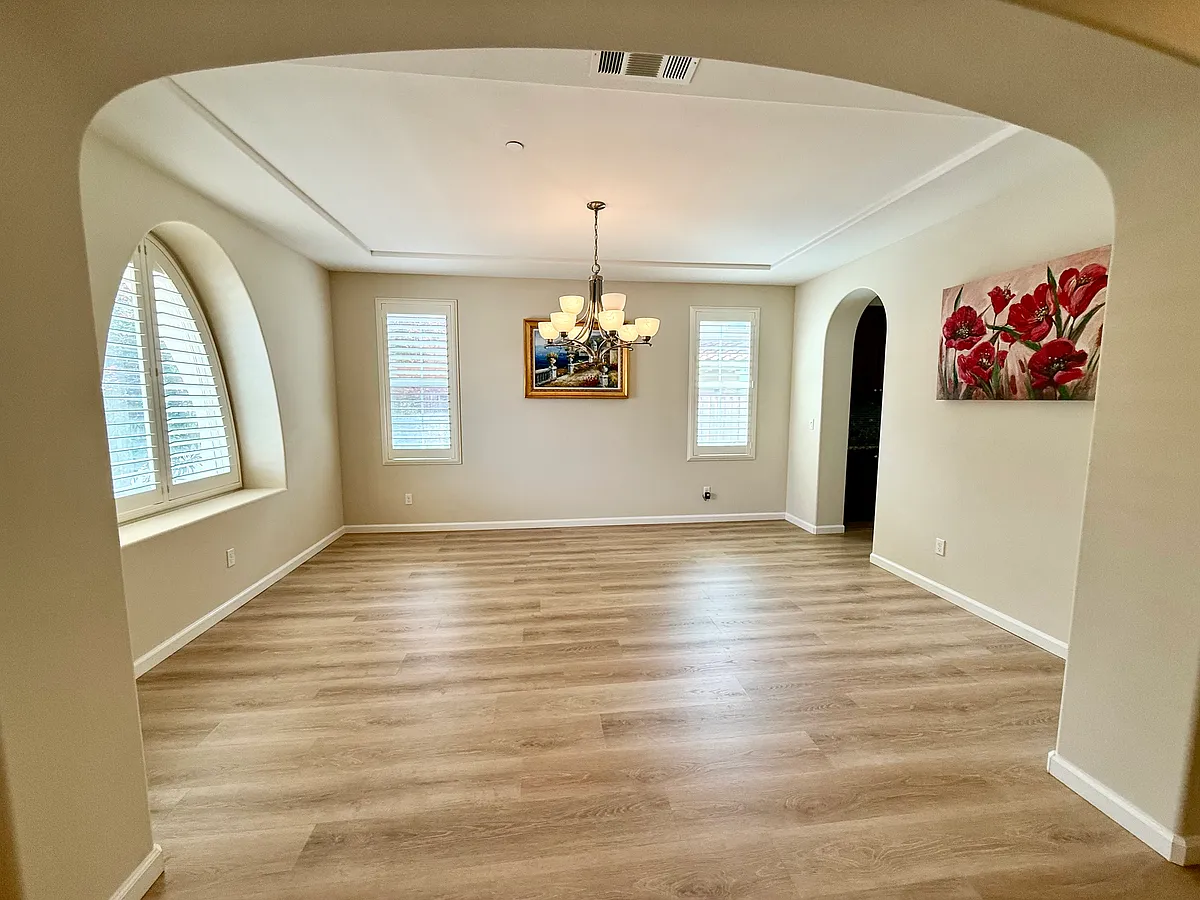 Building Photo - 551 Labro Ct