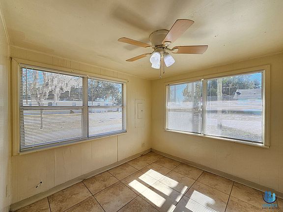 5th image of 103 W Carver St
