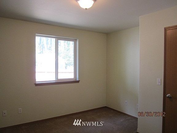 2nd image of 18220 Suncrest Court SE
