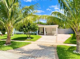 2360 NE 4th Ave, Boca Raton, FL 33431