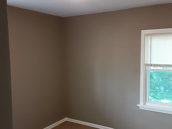 4th image of 5726 N Sievers Pl