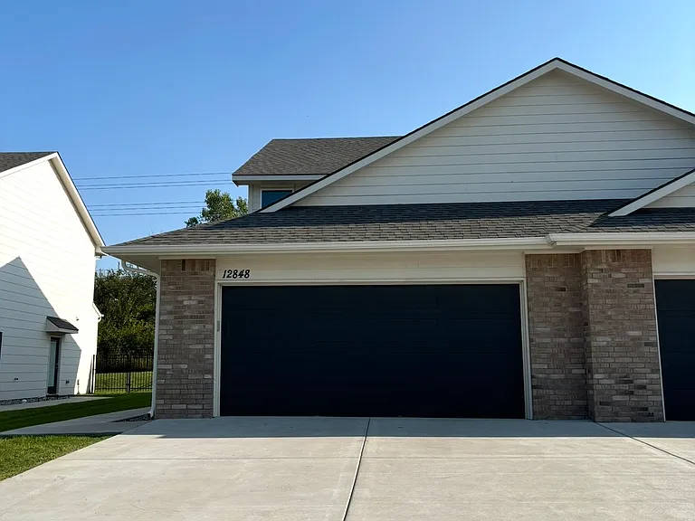12848 W Wheatland St #12848 — Photo 1