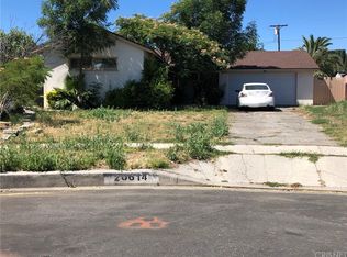 20614 Leadwell St, Winnetka, CA 91306