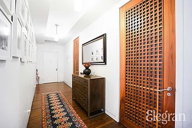 Rented by (Legacy) Elegran