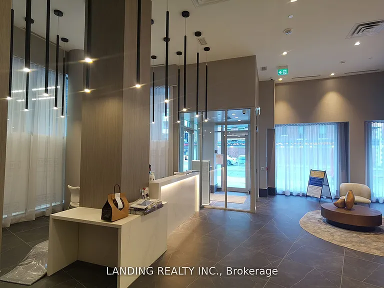 219 Dundas St E #2112 — Photo 3