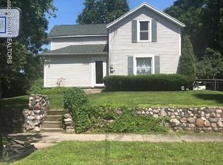 13725 Main St, Bath, MI 48808