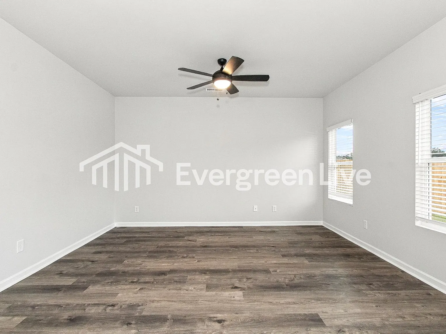 3 bed, 2.5 bath, 1505 sqft, $1,505 — Photo 3
