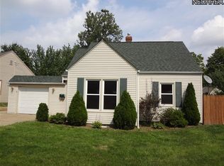 271 Mission Dr, Akron, OH 44301
