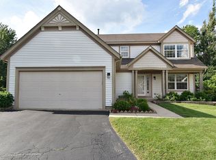 5 Castlebar Ct, South Elgin, IL 60177