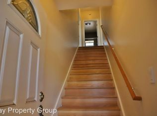 975 37th St #B, Emeryville, CA 94608