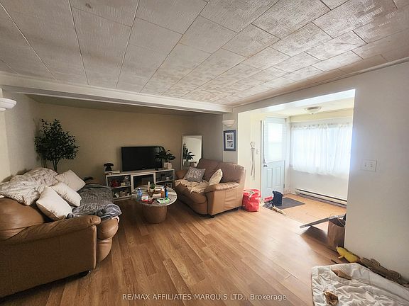 3rd image of 12 Cartier Ave #12A