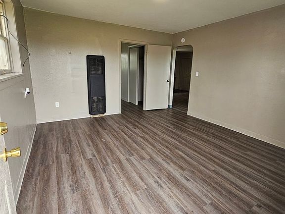 2nd image of 127 E 10th St #1