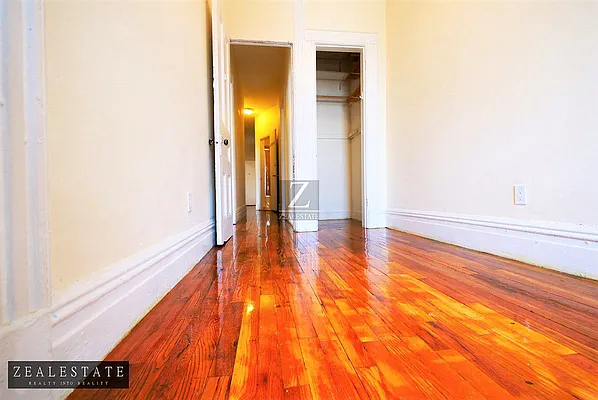 Rented by ZealEstate Group Inc | media 14