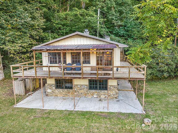 5th image of 74 Lanzi Ledge Rd