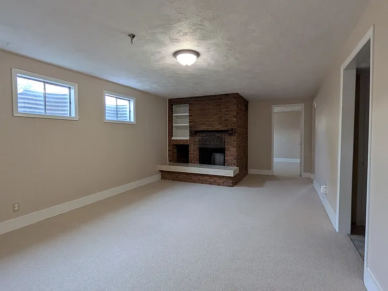 4050 Hollow Rd — Photo 38