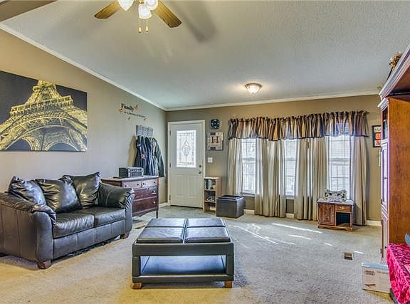 4th image of 2277 Sowell Mill Pike