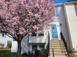 7856 Marioak Dr, Elkridge, MD 21075
